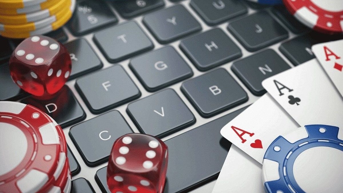 Zeus Slots پر آن لائن سلاٹس کے بارے میں